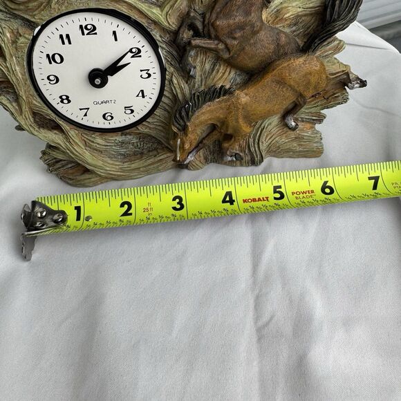 Wild Horses Quartz Clock Carved Stone For Mantel, Desk Or Shelf Tested - Picture 2 of 9